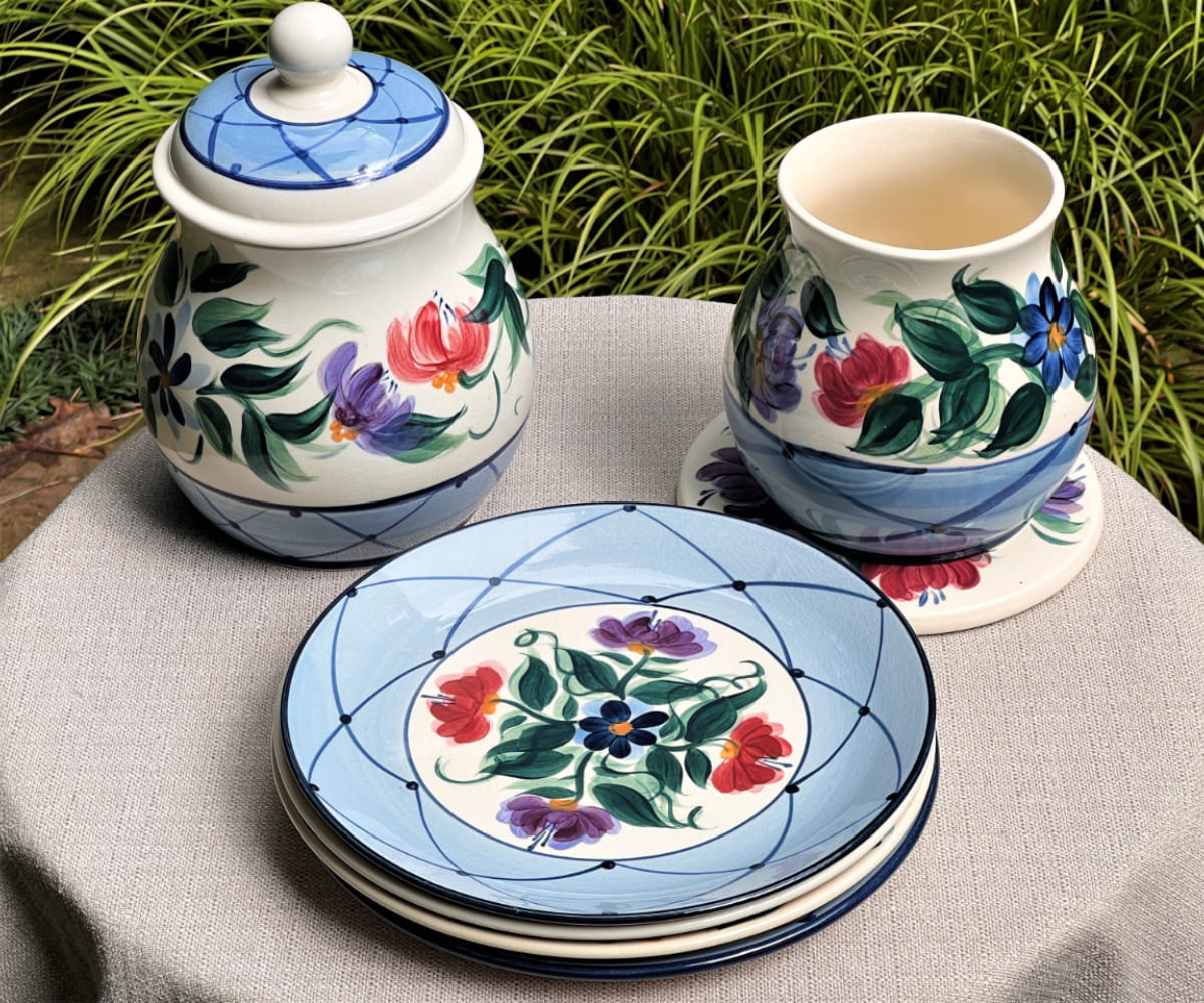 Gail Pittman Pottery Website Premium Dinnerware